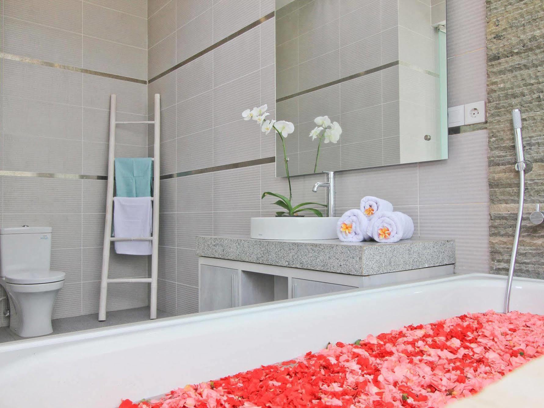 Nikaya Villas Kuta Lombok Eksteriør bilde